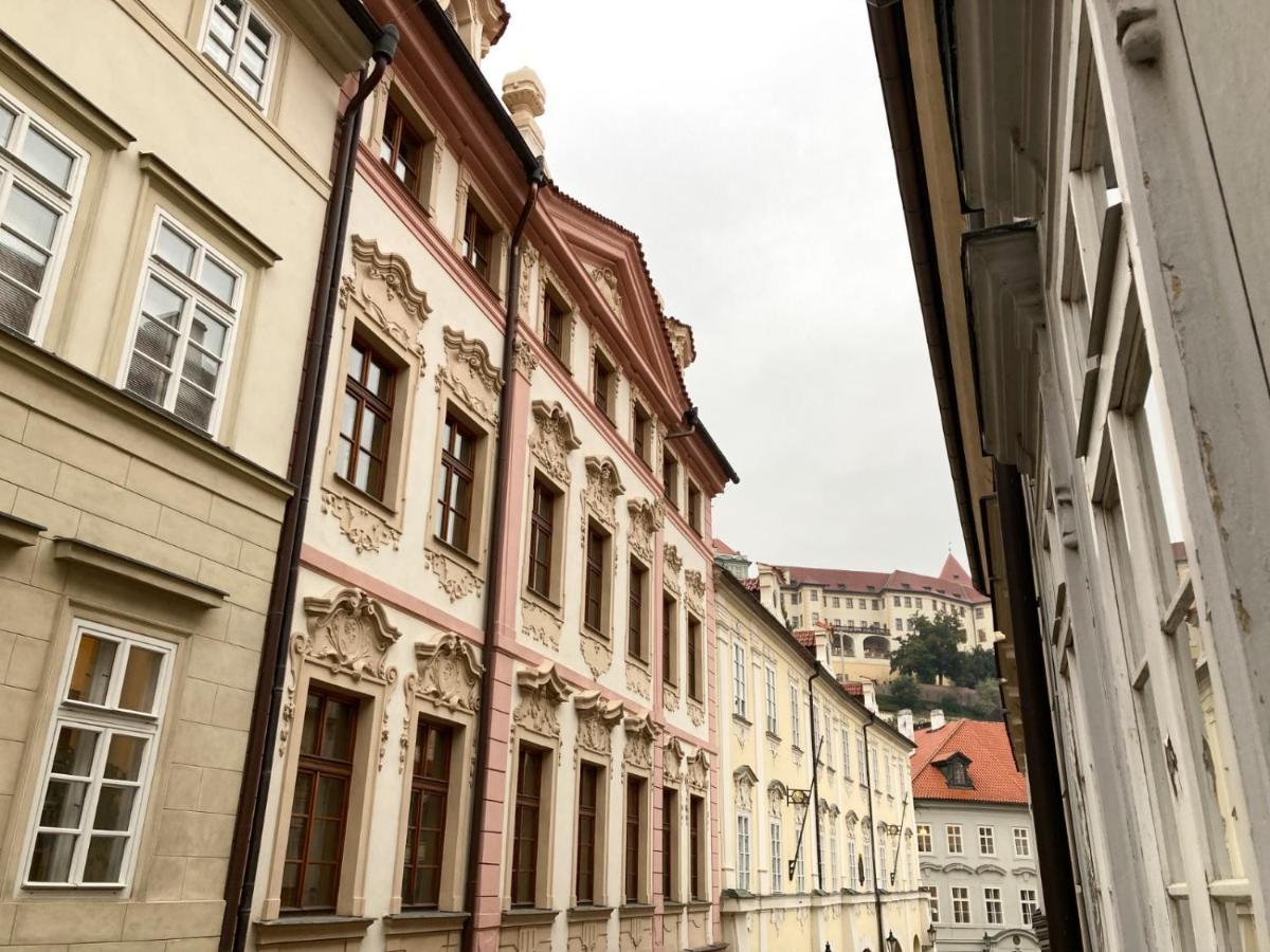 Best Price & Location - Historic Square Residency Praag Buitenkant foto